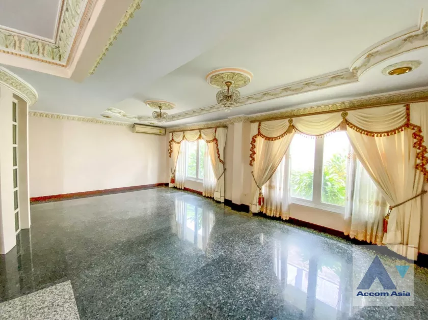 5  4 br House for rent and sale in  ,Bangkok  at Home One  AA36015