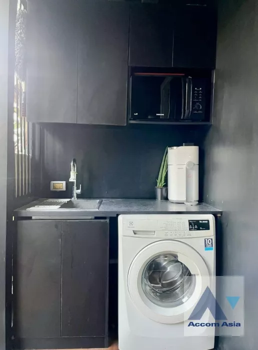 4  1 br Condominium For Sale in Sukhumvit ,Bangkok BTS Ekkamai at Tree Condo Ekamai AA36026