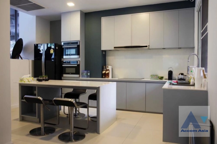 20  3 br Townhouse For Sale in Sukhumvit ,Bangkok BTS Thong Lo at Townhouse in Sukhumvit AA36051