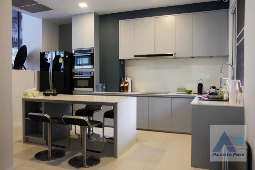 20  3 br Townhouse for rent and sale in Sukhumvit ,Bangkok BTS Thong Lo at Townhouse in Sukhumvit AA36051