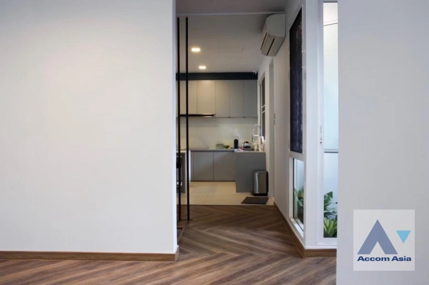 21  3 br Townhouse For Sale in Sukhumvit ,Bangkok BTS Thong Lo at Townhouse in Sukhumvit AA36051