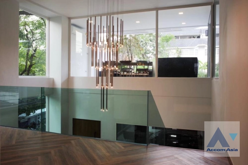 23  3 br Townhouse For Sale in Sukhumvit ,Bangkok BTS Thong Lo at Townhouse in Sukhumvit AA36051