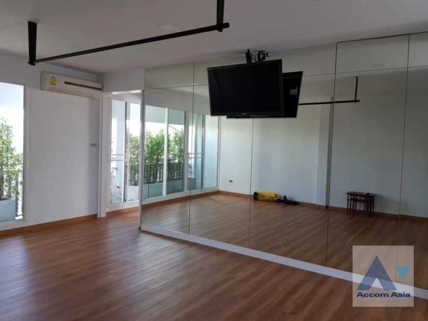 38  3 br Townhouse For Sale in Sukhumvit ,Bangkok BTS Thong Lo at Townhouse in Sukhumvit AA36051