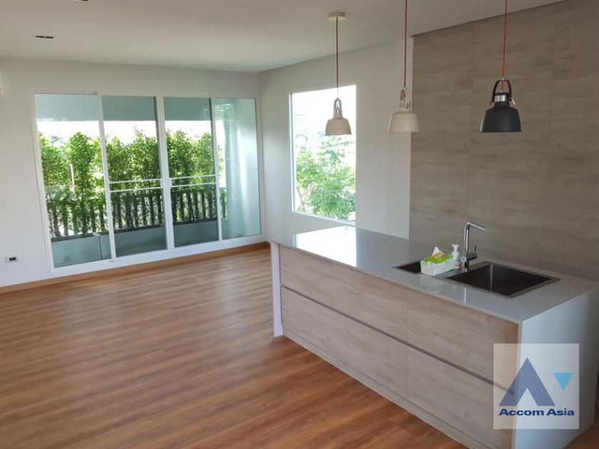 43  3 br Townhouse For Sale in Sukhumvit ,Bangkok BTS Thong Lo at Townhouse in Sukhumvit AA36051