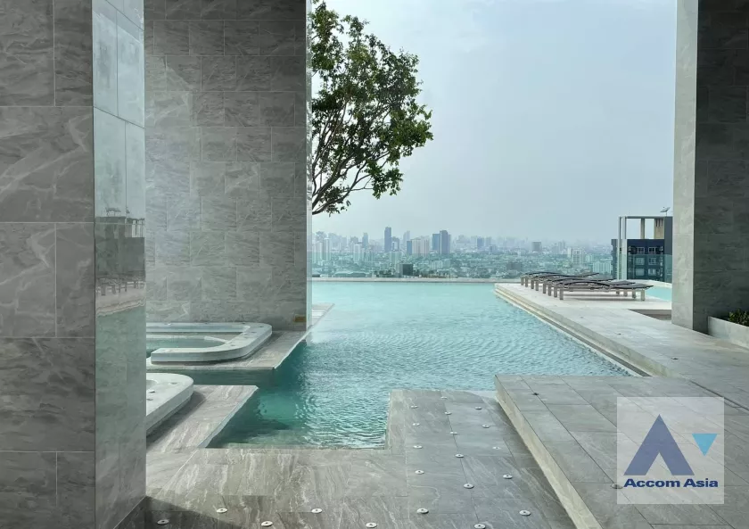 8  1 br Condominium For Sale in Sukhumvit ,Bangkok BTS On Nut at KnightsBridge Prime Onnut AA36058