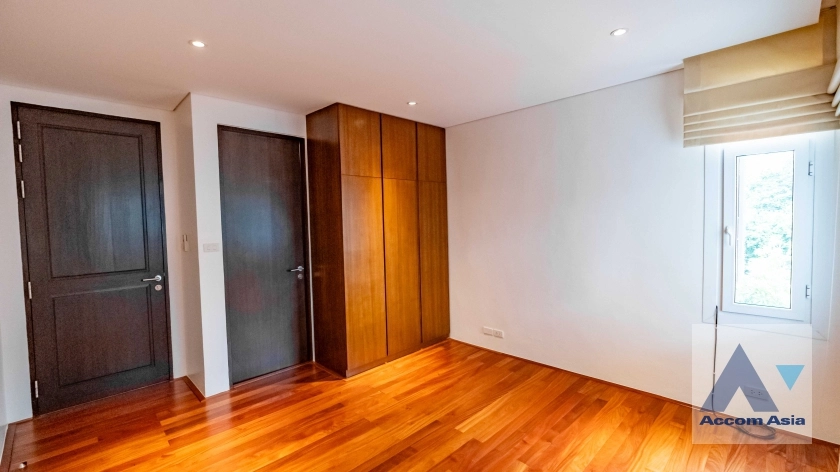 20  4 br House For Rent in Sukhumvit ,Bangkok BTS Phrom Phong AA36081