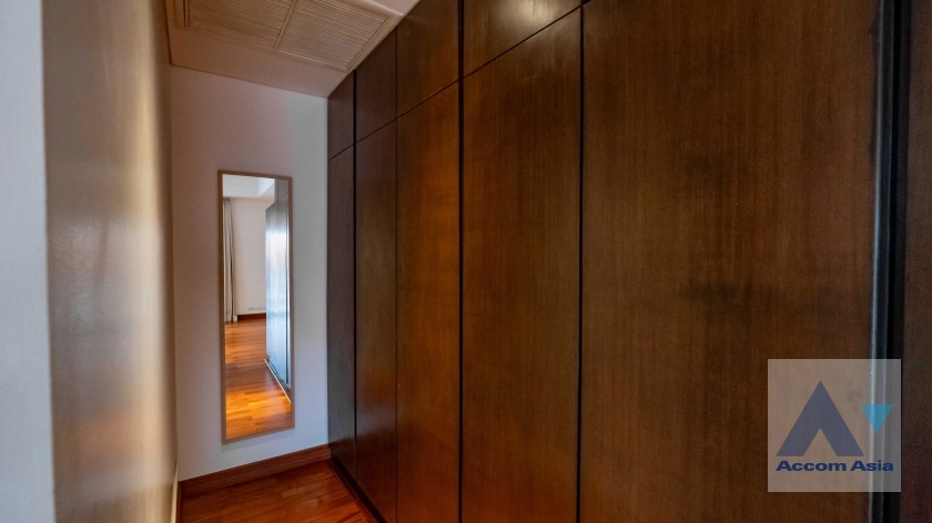 31  4 br House For Rent in Sukhumvit ,Bangkok BTS Phrom Phong AA36081