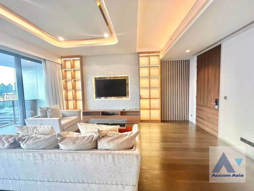  3 Bedrooms  Condominium For Rent & Sale in Sukhumvit, Bangkok  near BTS Thong Lo (AA36083)