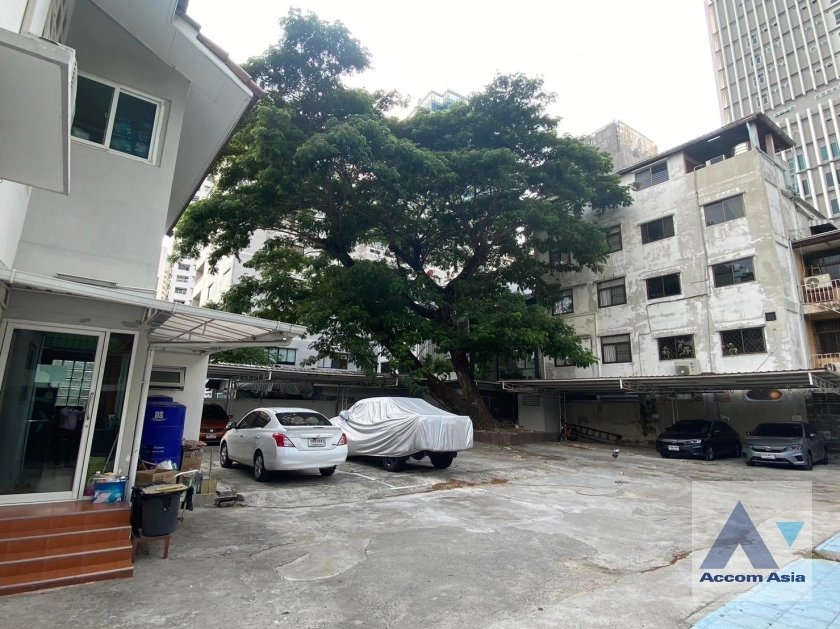 unitHome Office, Office |  5 Bedrooms  House For Rent in Sathorn, Bangkok  near BTS Saint Louis (AA36114)