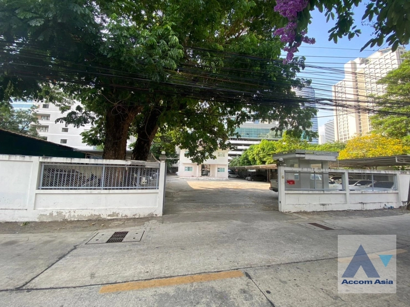 6  5 br House For Rent in Sathorn ,Bangkok BTS Saint Louis AA36114