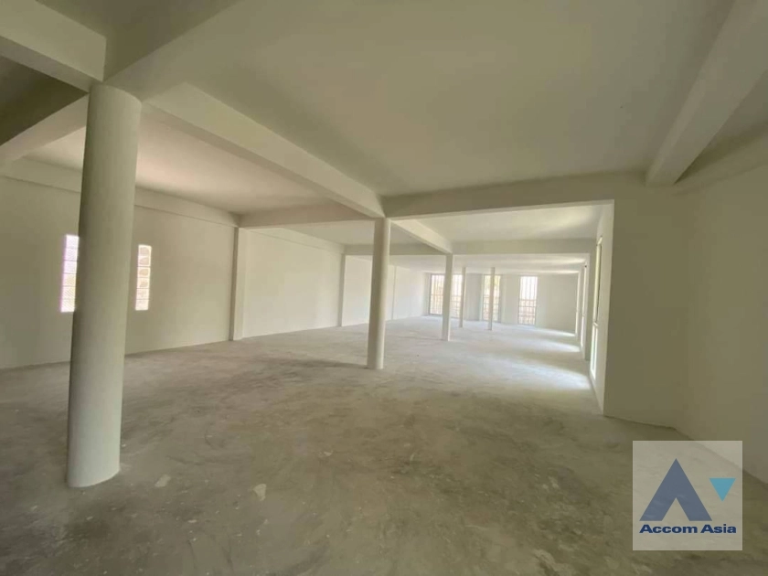  2  Office Space for rent and sale in Sukhumvit ,Bangkok BTS Phrom Phong - MRT Queen Sirikit National Convention Center AA36121