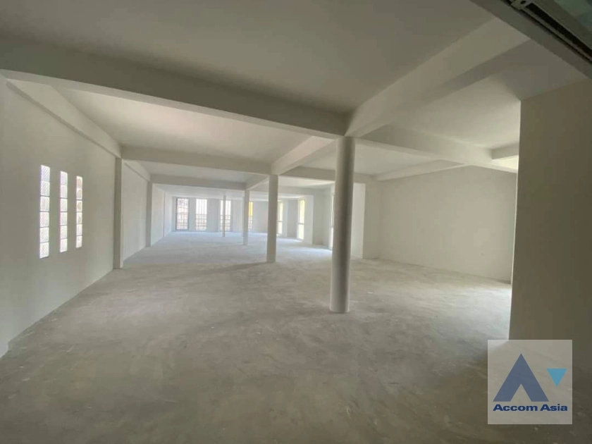  1  Office Space for rent and sale in Sukhumvit ,Bangkok BTS Phrom Phong - MRT Queen Sirikit National Convention Center AA36121