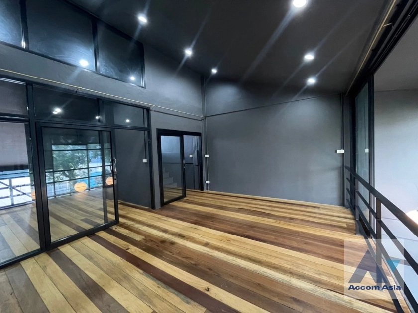 4  6 br House for rent and sale in Phaholyothin ,Bangkok MRT Lat Phrao AA36123