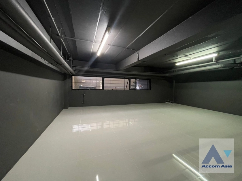 33  6 br House for rent and sale in Phaholyothin ,Bangkok MRT Lat Phrao AA36123