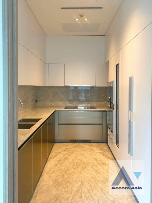 7  2 br Condominium for rent and sale in Ploenchit ,Bangkok BTS Chitlom at Scope Langsuan AA36124