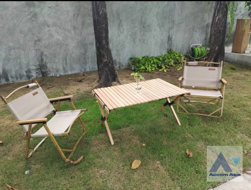 18  5 br House for rent and sale in Phaholyothin ,Bangkok BTS Saphan-Kwai AA36133