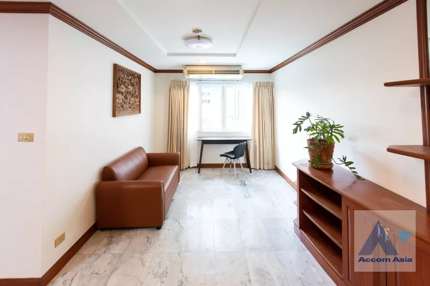 Pet friendly |  Witthayu Complex Condominium  2 Bedroom for Rent BTS Ploenchit in Ploenchit Bangkok