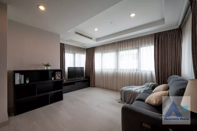 8  1 br Condominium for rent and sale in Sathorn ,Bangkok BTS Sala Daeng - MRT Lumphini at Sathorn Gardens AA36145