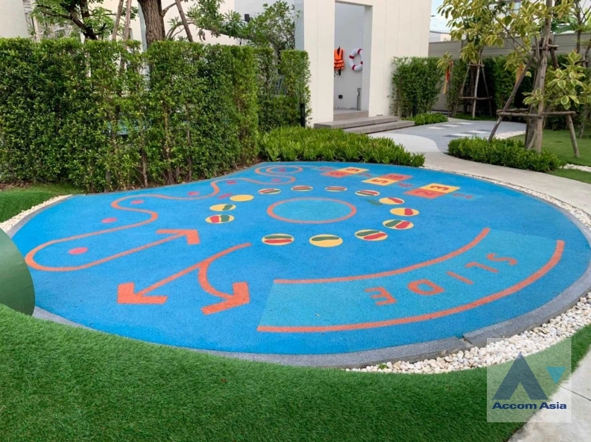 9  3 br Townhouse for rent and sale in Pattanakarn ,Bangkok  at Baan Klang Muang Srinakarin-Onnut AA36146