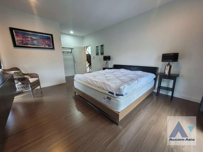 7  3 br House for rent and sale in Pattanakarn ,Bangkok  at House AA36148