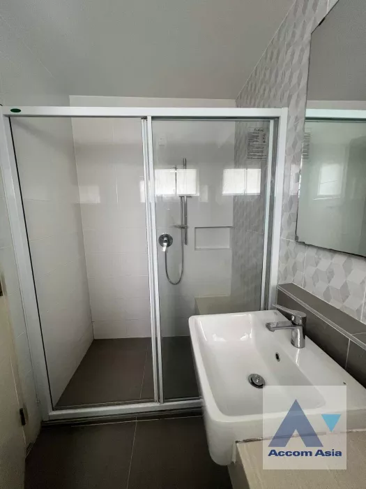 13  3 br House For Sale in Bang Na ,  at Home One  AA36149