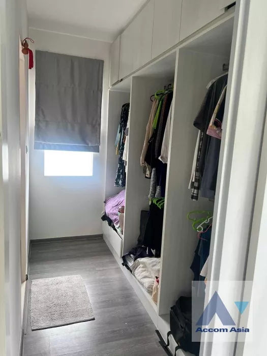 12  3 br House For Sale in Bang Na ,  at Home One  AA36149