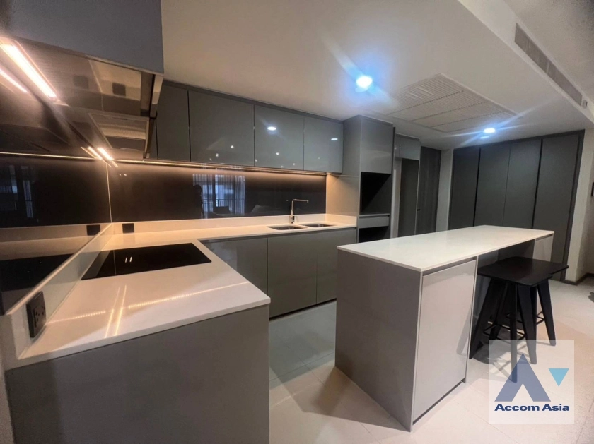  1  3 br Condominium For Rent in Ploenchit ,Bangkok BTS Ratchadamri - MRT Silom at Klass Sarasin-Rajdamri AA36168