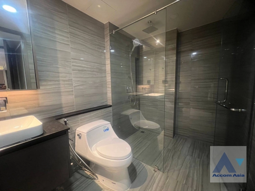 8  3 br Condominium For Rent in Ploenchit ,Bangkok BTS Ratchadamri - MRT Silom at Klass Sarasin-Rajdamri AA36168