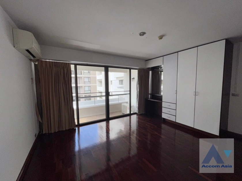 9  3 br Apartment For Rent in Phaholyothin ,Bangkok BTS Sanam Pao at Cozy Balcony - Walk to Sanam Pao BTS AA36170
