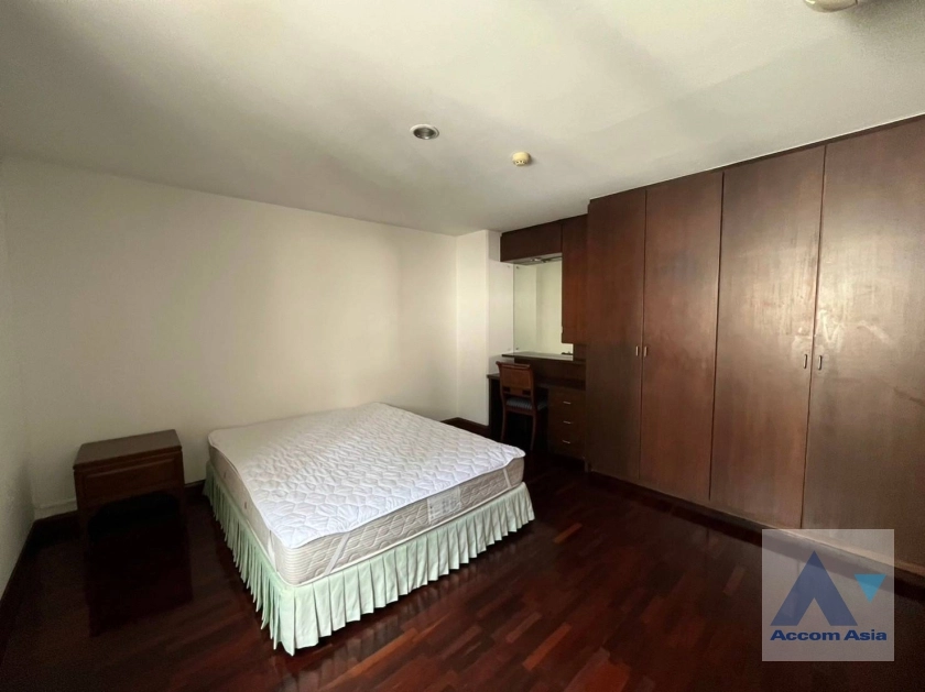 7  3 br Apartment For Rent in Phaholyothin ,Bangkok BTS Sanam Pao at Cozy Balcony - Walk to Sanam Pao BTS AA36170