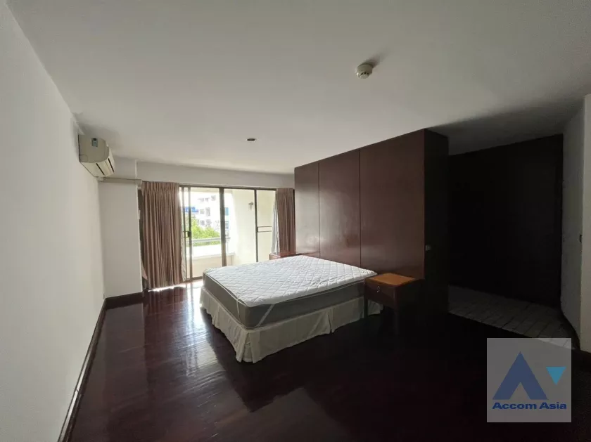 5  3 br Apartment For Rent in Phaholyothin ,Bangkok BTS Sanam Pao at Cozy Balcony - Walk to Sanam Pao BTS AA36170