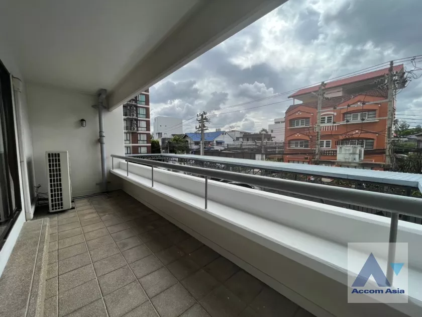 19  3 br Apartment For Rent in Phaholyothin ,Bangkok BTS Sanam Pao at Cozy Balcony - Walk to Sanam Pao BTS AA36171