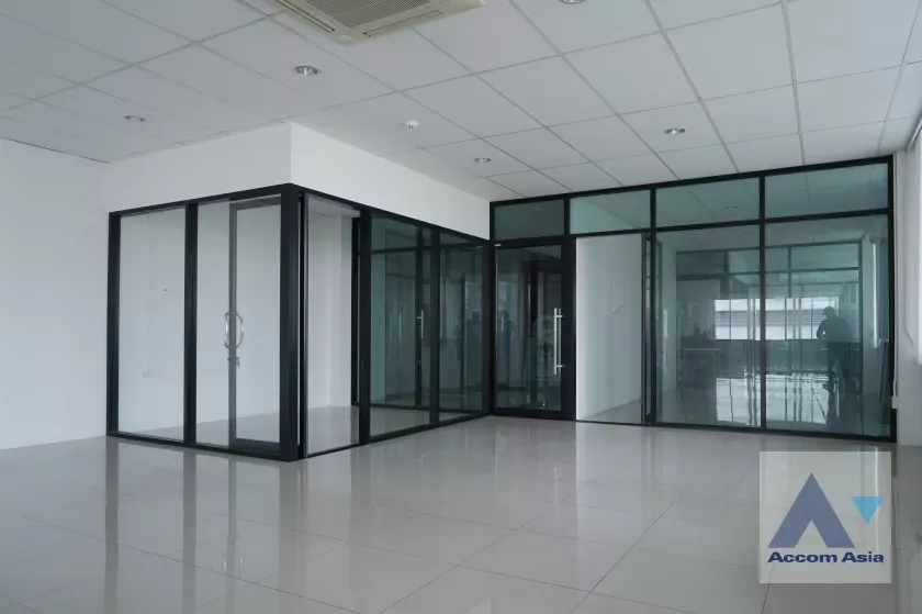 4  Office Space For Rent in Sukhumvit ,Bangkok BTS Phra khanong at S69 Office and Warehouse Space AA36188