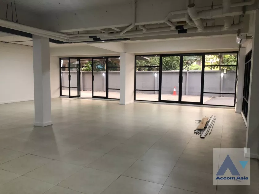  1  Office Space For Rent in Phaholyothin ,Bangkok BTS Saphan-Kwai at Retro One AA36190