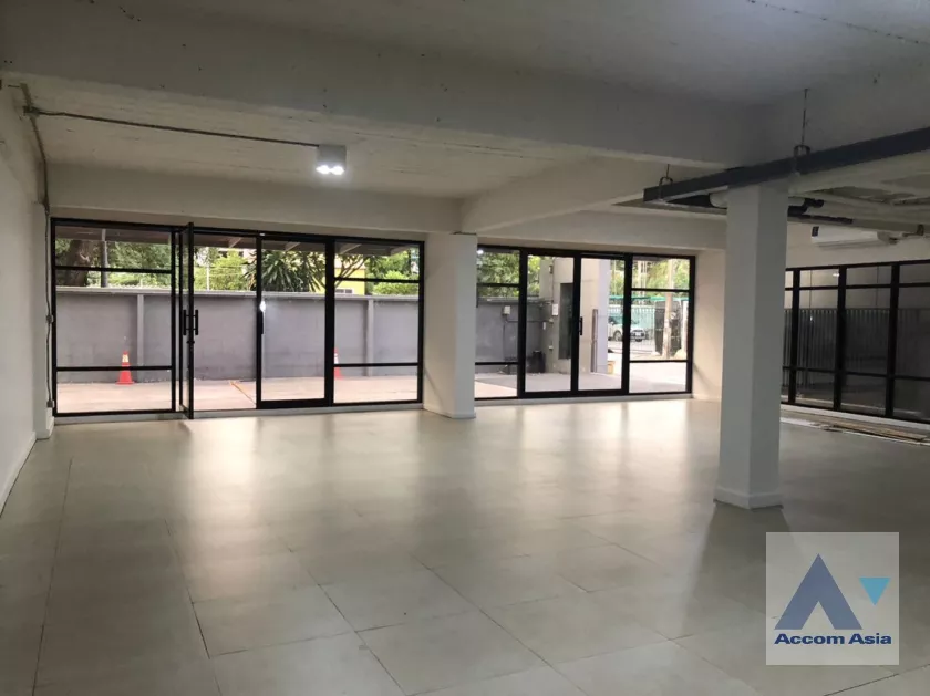 7  Office Space For Rent in Phaholyothin ,Bangkok BTS Saphan-Kwai at Retro One AA36190