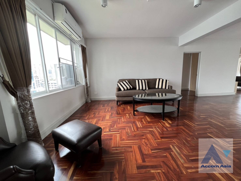  Baan Prida Condominium  4 Bedroom for Sale & Rent BTS Nana in Sukhumvit Bangkok
