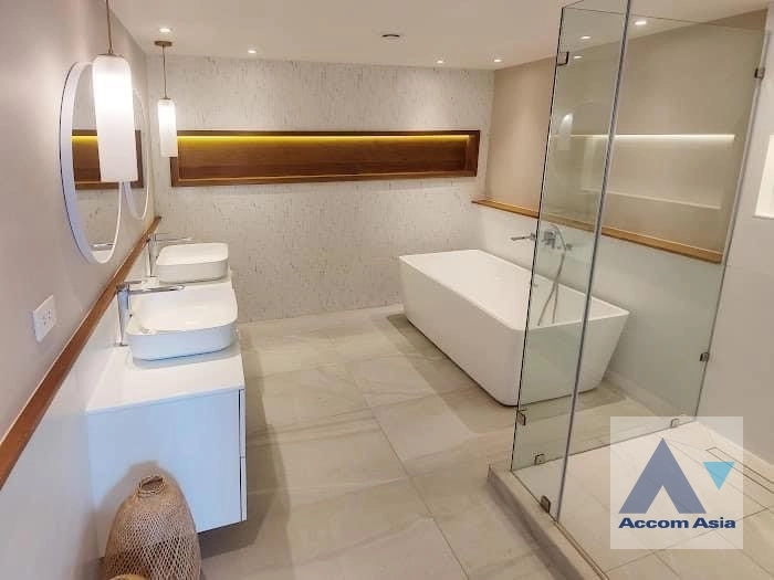 18  3 br Condominium For Rent in Sukhumvit ,Bangkok BTS Phrom Phong at D.S. Tower 2 AA36216