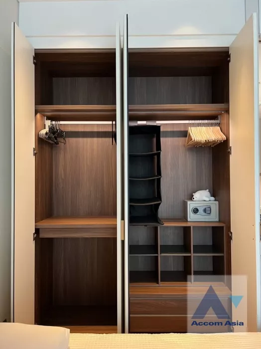 7  1 br Condominium For Rent in Ploenchit ,Bangkok BTS Chitlom at Sindhorn Residence AA36220