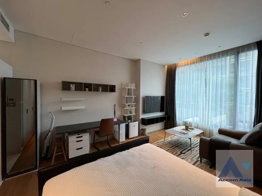 6  1 br Condominium For Rent in Ploenchit ,Bangkok BTS Chitlom at Sindhorn Residence AA36220