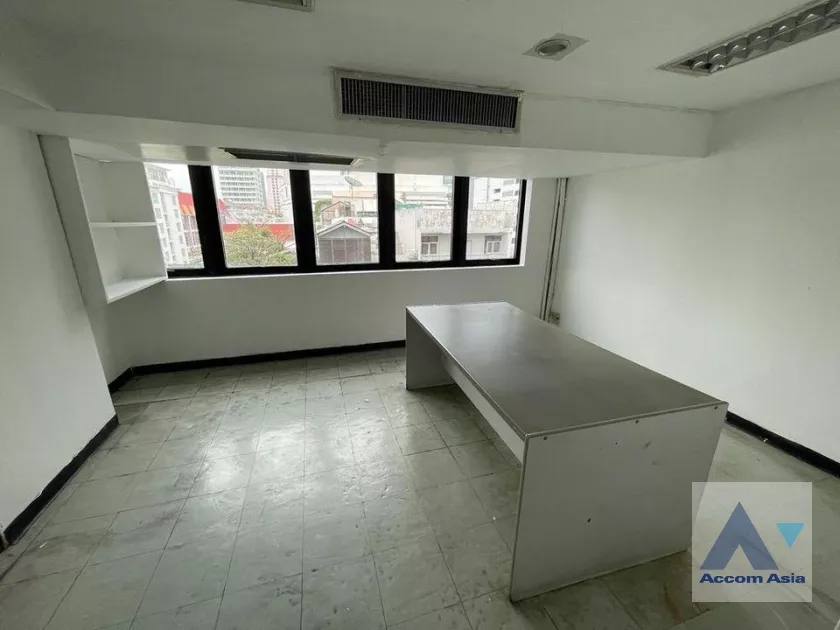  Office space For Rent in Sukhumvit, Bangkok  near BTS Phrom Phong (AA36221)