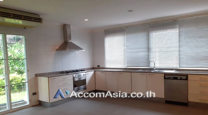 unitPrivate Swimming Pool, Pet friendly |  5 Bedrooms  House For Rent in Samutprakan, Samutprakan  near BTS Bang Na (55044)