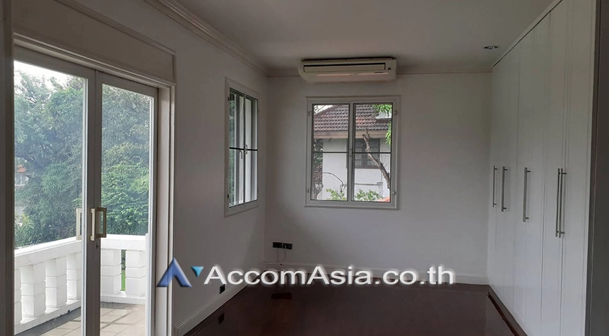 9  5 br House For Rent in Samutprakan ,Samutprakan BTS Bang Na at Lakeside Villa 1 55044