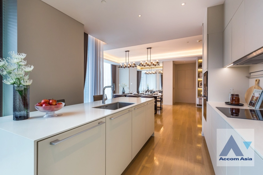 9  2 br Condominium for rent and sale in Ploenchit ,Bangkok BTS Chitlom - BTS Ratchadamri at Baan Sindhorn AA36225