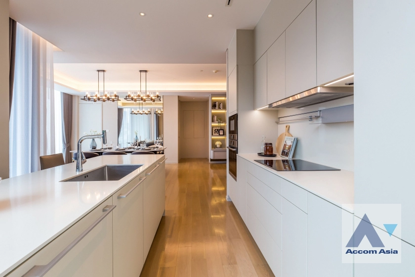 10  2 br Condominium for rent and sale in Ploenchit ,Bangkok BTS Chitlom - BTS Ratchadamri at Baan Sindhorn AA36225