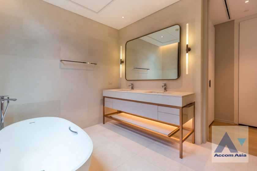 22  2 br Condominium for rent and sale in Ploenchit ,Bangkok BTS Chitlom - BTS Ratchadamri at Baan Sindhorn AA36225