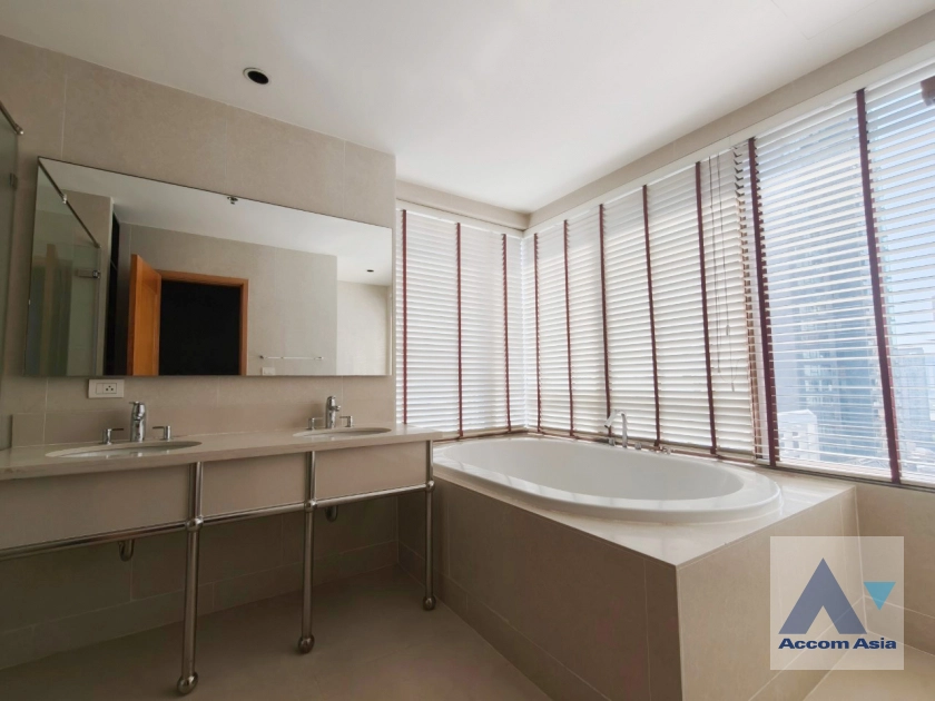 10  3 br Condominium for rent and sale in Sukhumvit ,Bangkok BTS Phrom Phong at The Emporio Place AA36233