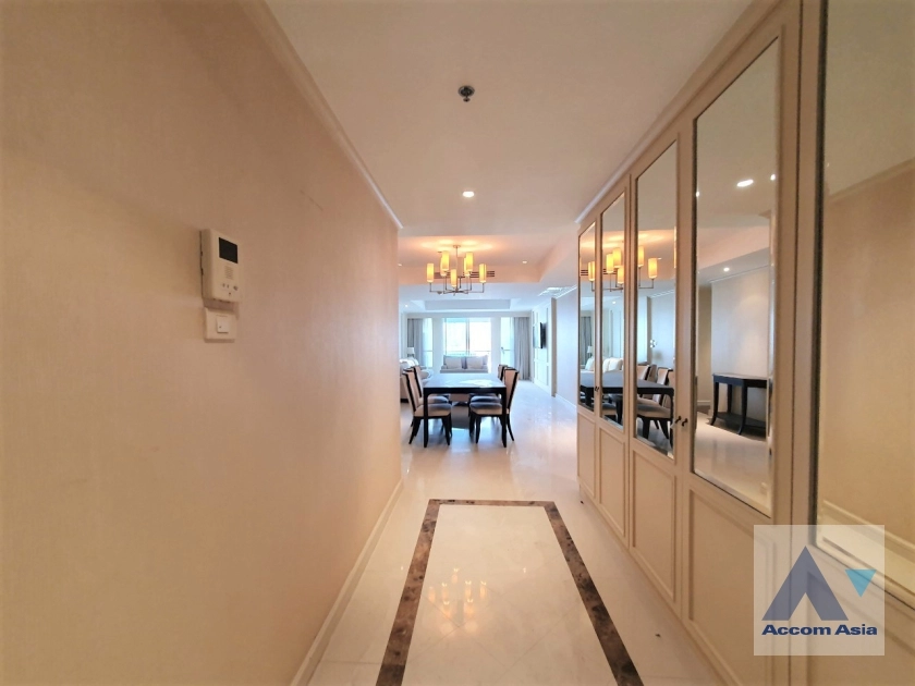 5  2 br Condominium For Sale in Sukhumvit ,Bangkok BTS Nana at The Oleander Sukhumvit 11 AA36250