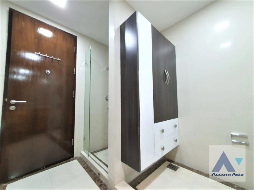 19  3 br Condominium For Rent in Sukhumvit ,Bangkok BTS Nana at The Oleander Sukhumvit 11 AA36252