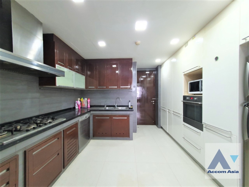 32  3 br Condominium For Rent in Sukhumvit ,Bangkok BTS Nana at The Oleander Sukhumvit 11 AA36252