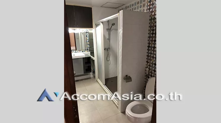 unitPet friendly |  3 Bedrooms  Apartment For Rent in Sukhumvit, Bangkok  near BTS Asok - MRT Phetchaburi (15047)